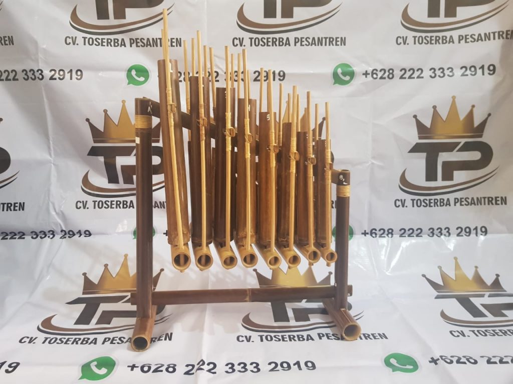 pengrajin angklung ciamis, pengrajin angklung, pengrajin angklung di bandung, pengrajin angklung bandung, pengrajin angklung tasikmalaya,